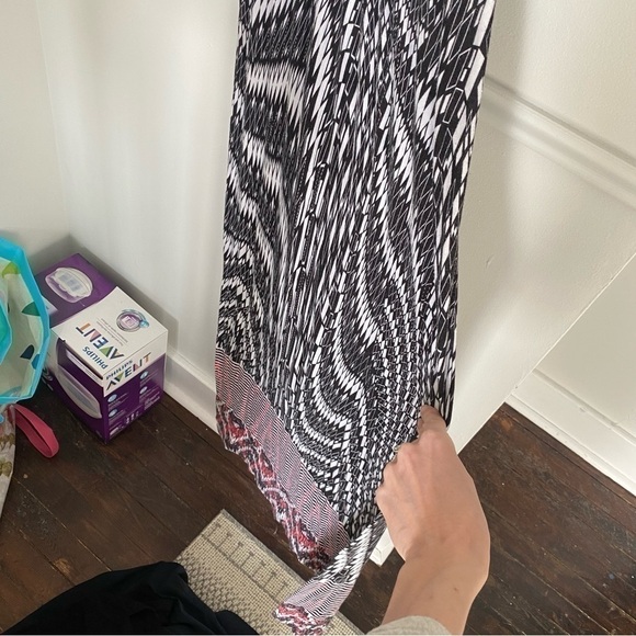 SMART Set Aztec Black White Pink Maxi Strap Dress Sz Medium - Picture 3 of 5